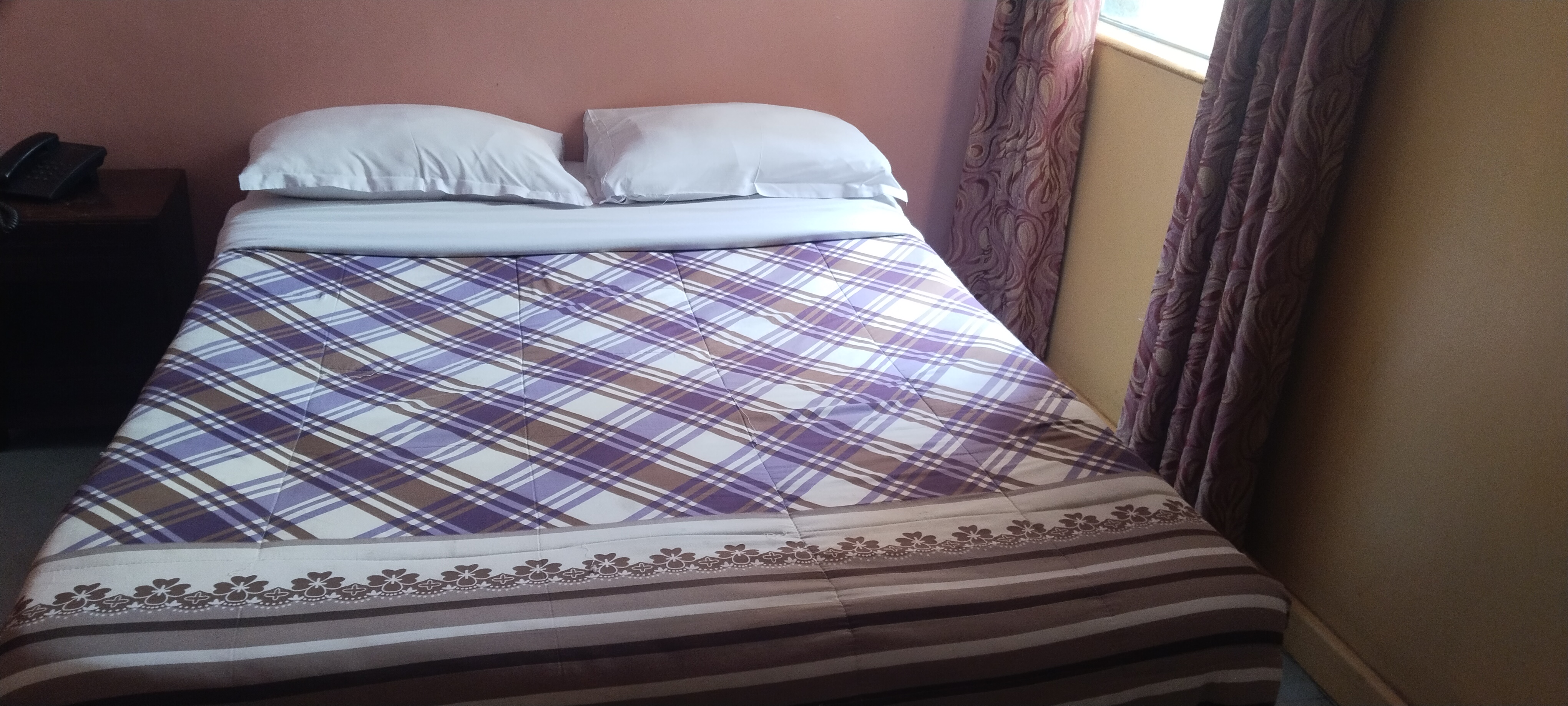 Single Room Amenities
